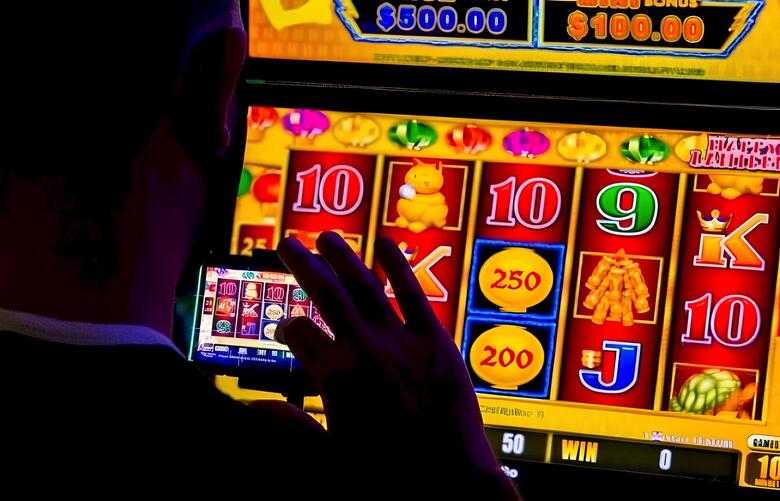 Tegas dan Terukur, Strategi Pemerintah Tekan Transaksi Judi Daring Hingga 80 Persen